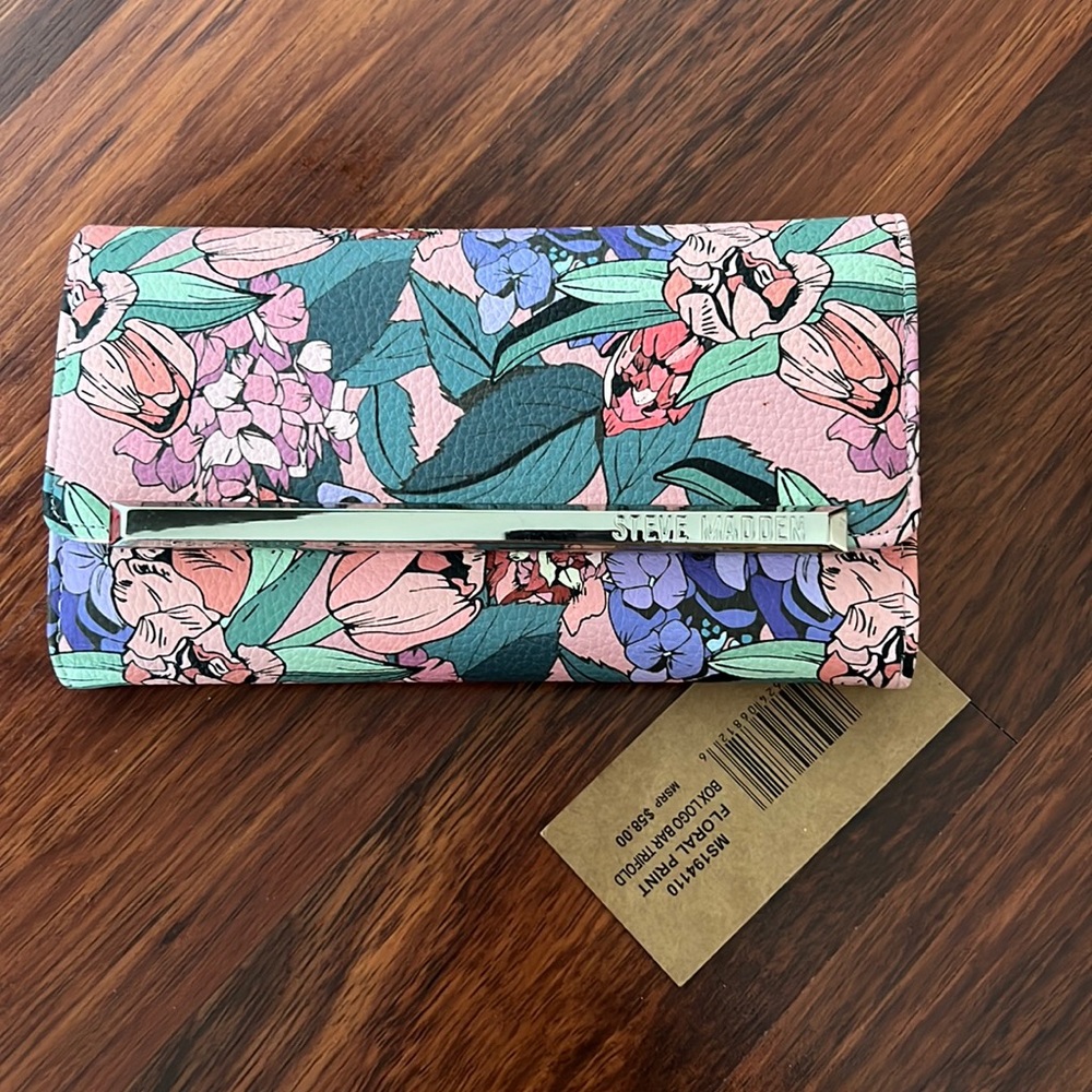 Steve Madden Floral Wallet